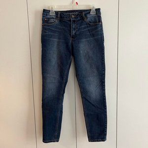 Tahari Skinny Jeans